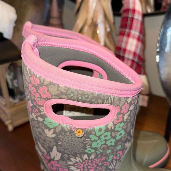 Bogs Girls Winter Boots - Picture 10 of 11